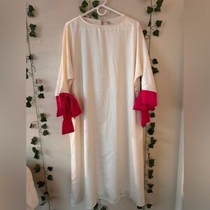 Off-White w/ Pink Accents Maxi Dress